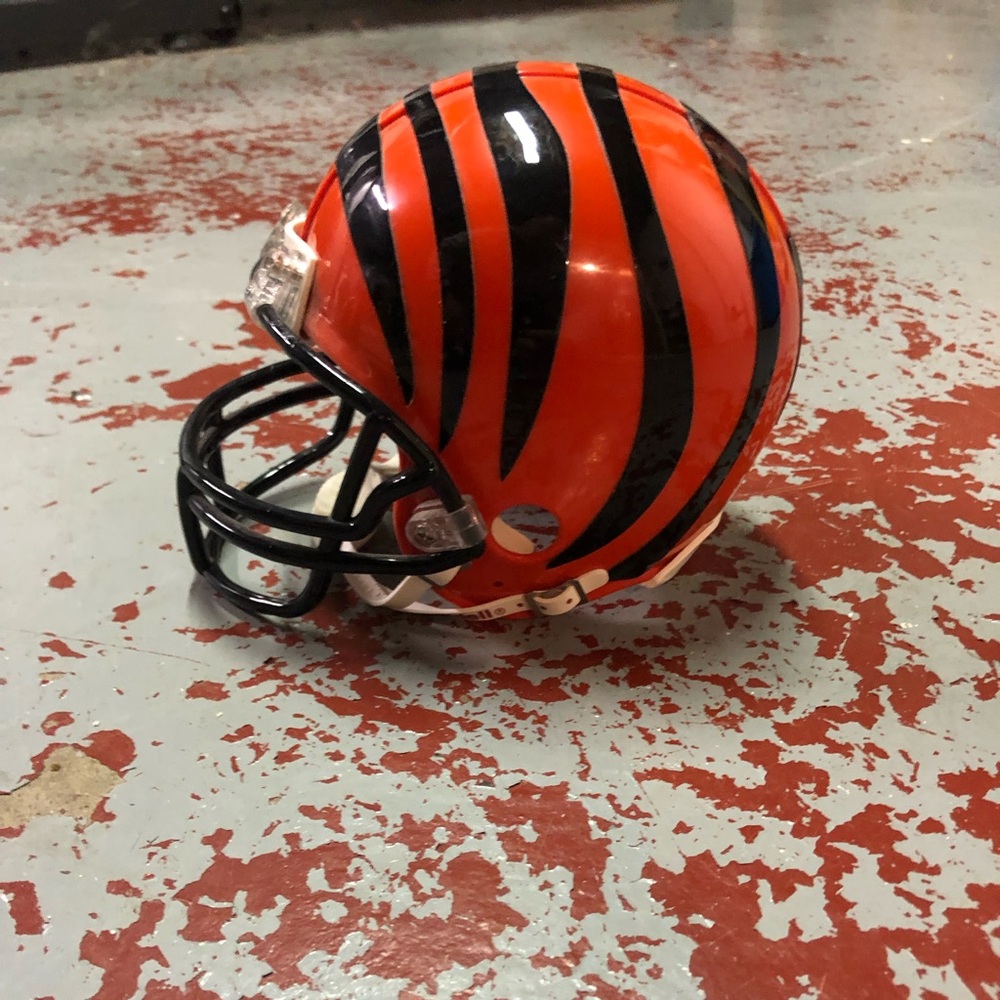 Cincinnati Bengals Riddell Mini-Helmet